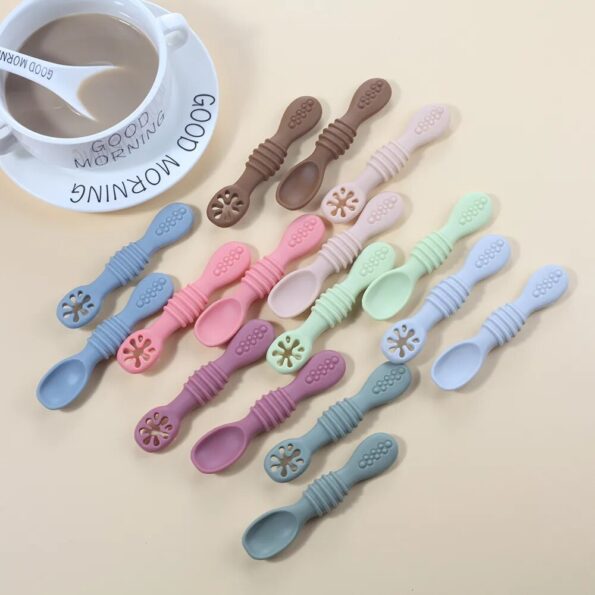 2PCS-Cute-Baby-Learning-Spoons-Utensils-Set-Food-Grade-Silicone-Sticky-Spoon-Children-Cutlery-Training-Spoon-2